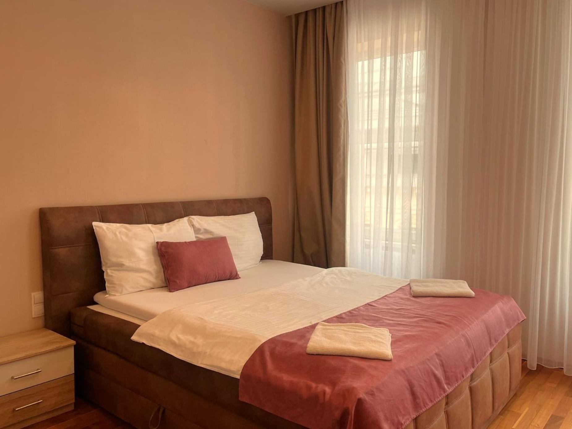 Aurellia Serviced Apartment