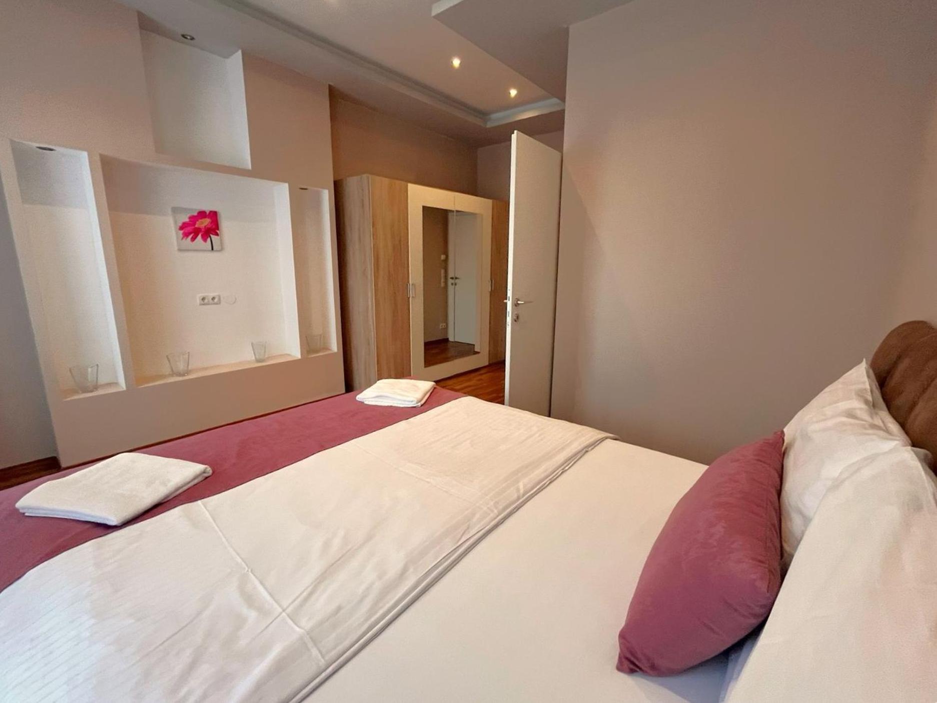 Apartment Aurellia Serviced