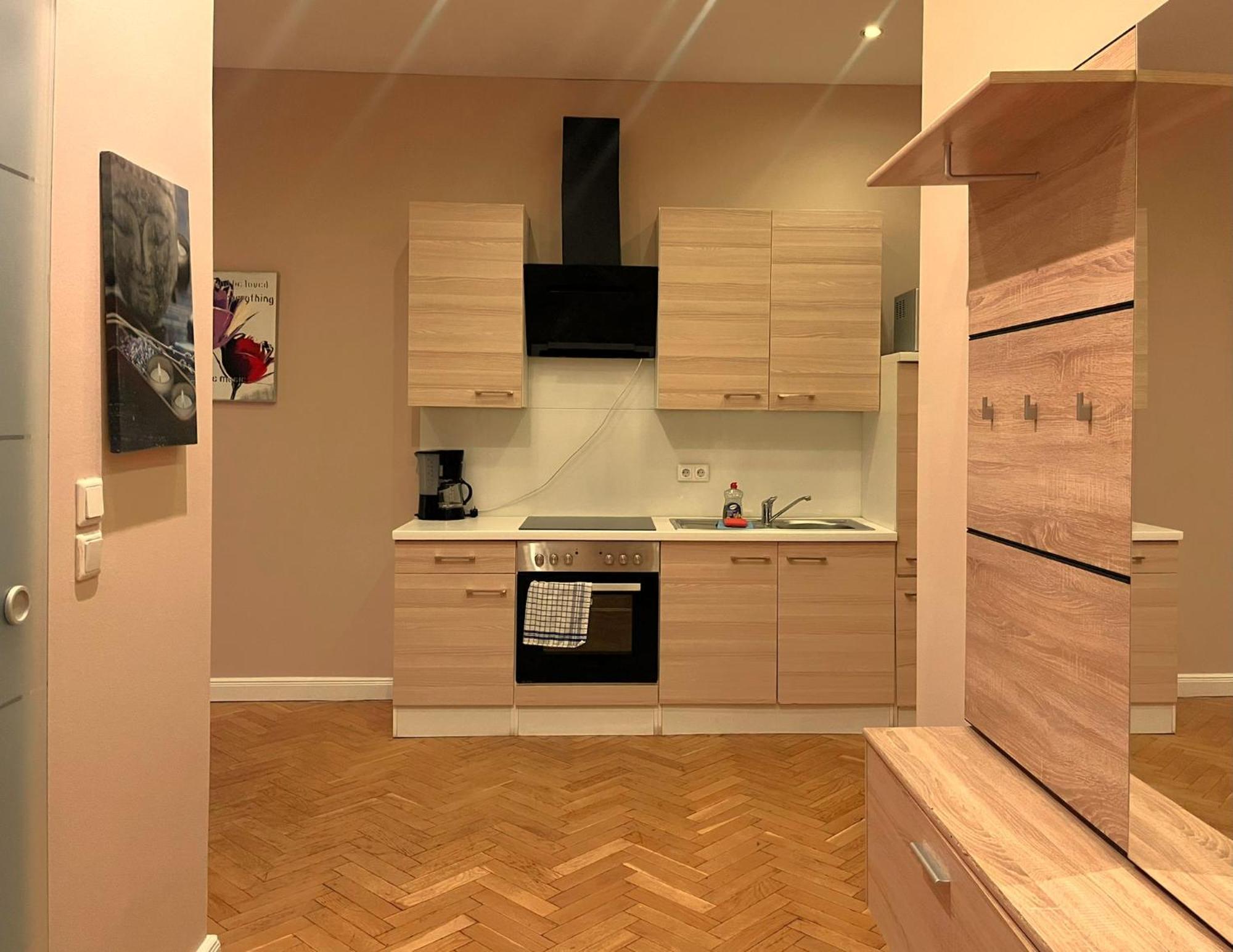 Aurellia Serviced Apartment *